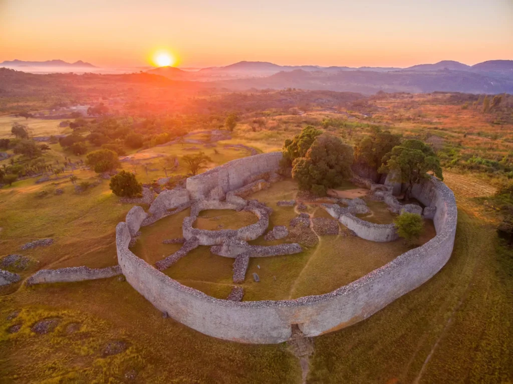 Unique safaris destinos zimbabue grande zimbabue
