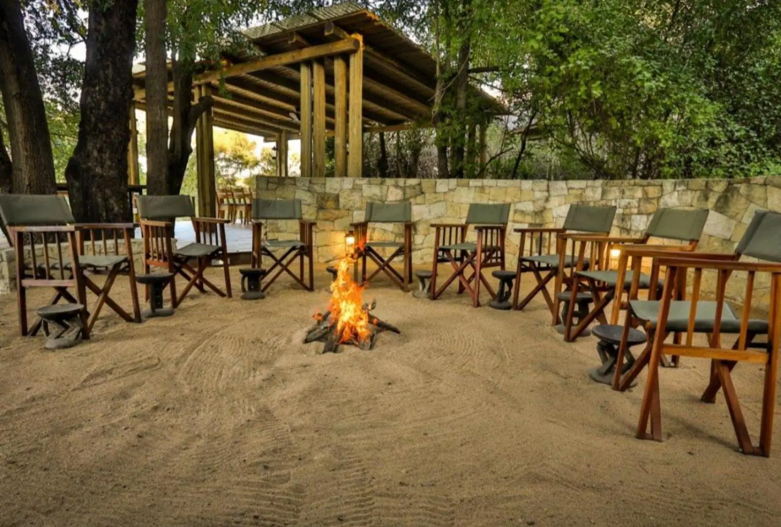 Unique Safaris Bateleur Camp 6