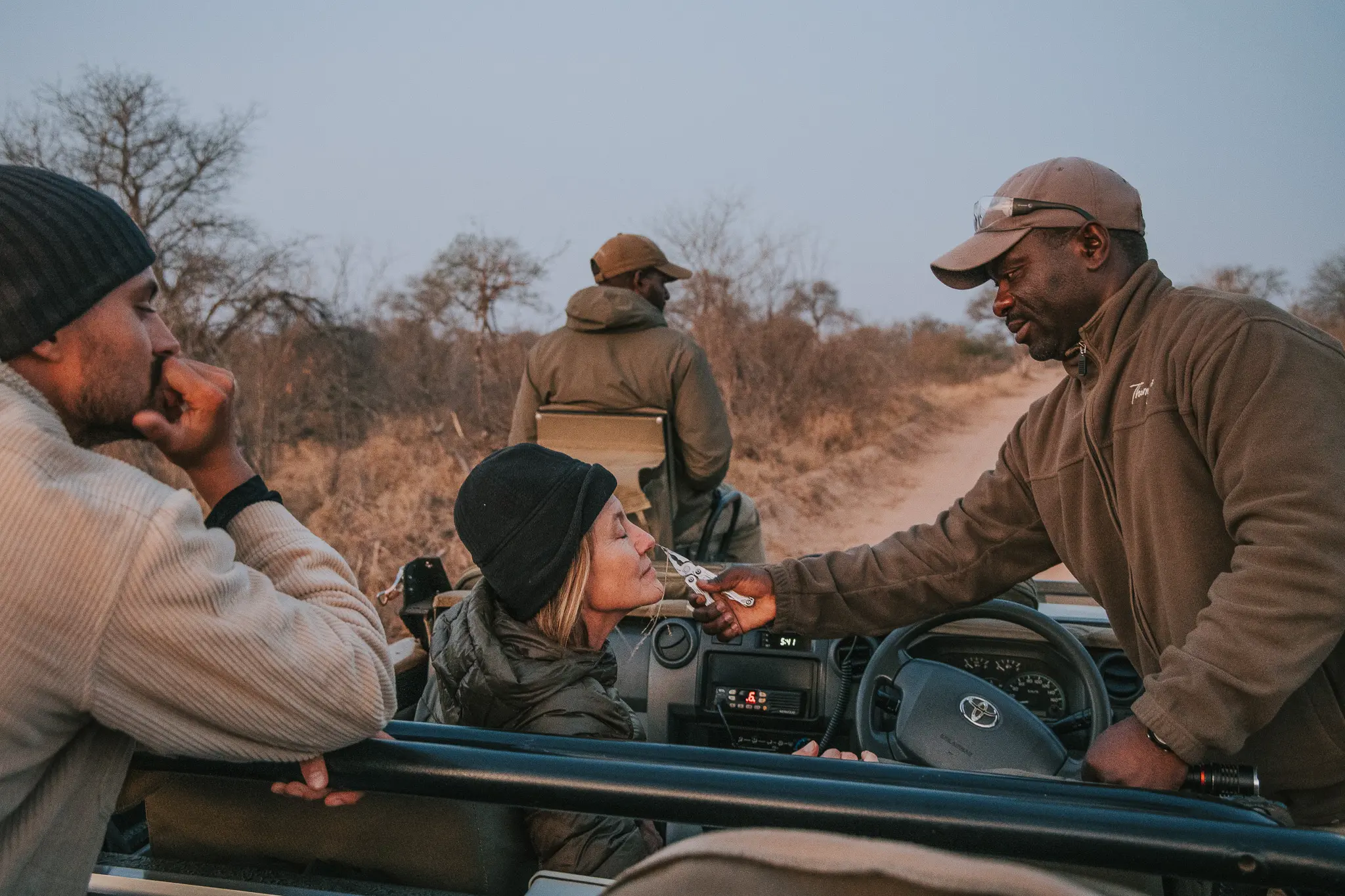 Unique Safaris Thornybush Game Lodge 12