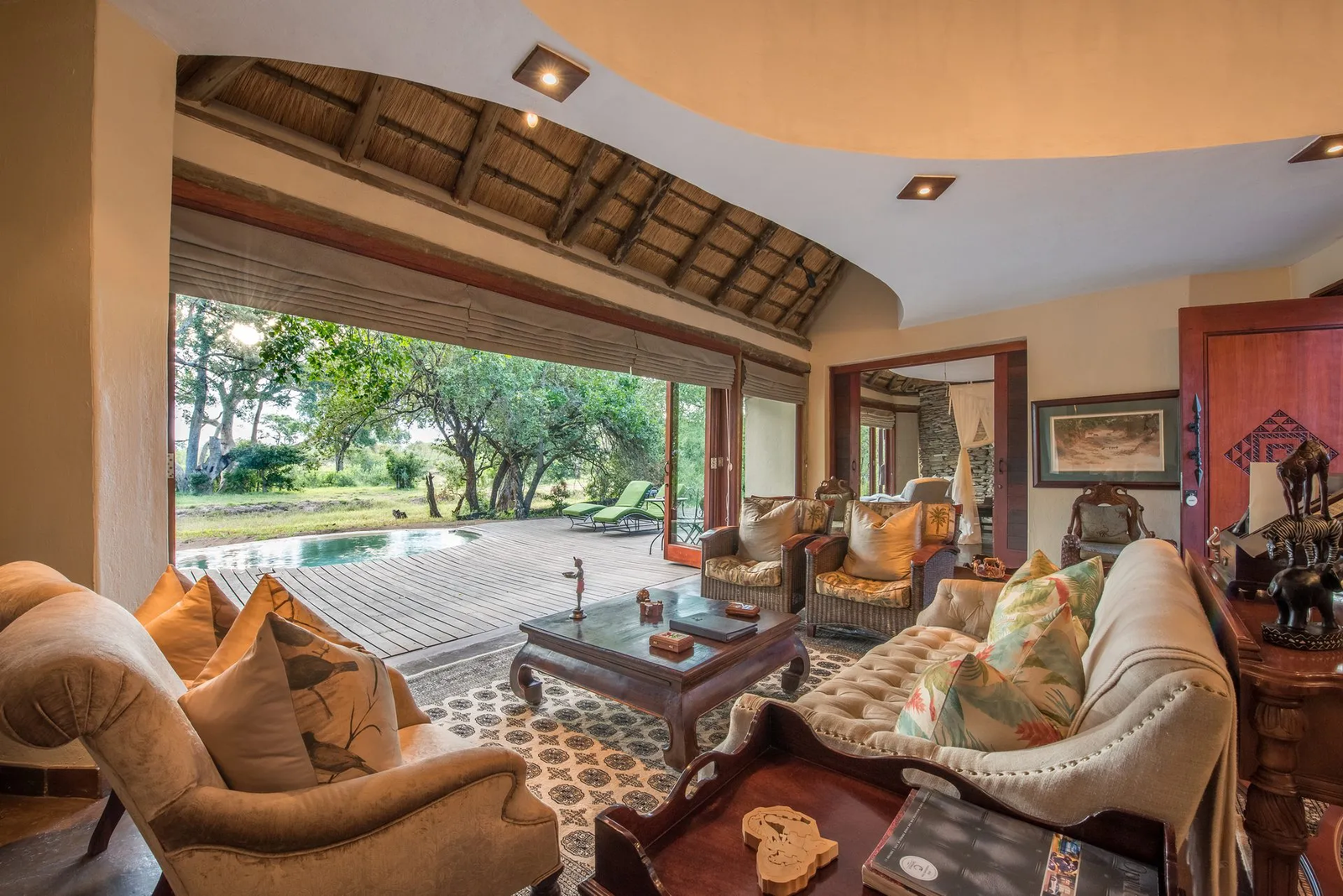 Unique Safaris Tintswalo Safari Lodge 9